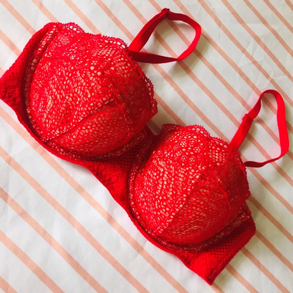 ❤️Final Price❤️VICTORIA SECRET SCARLETT red